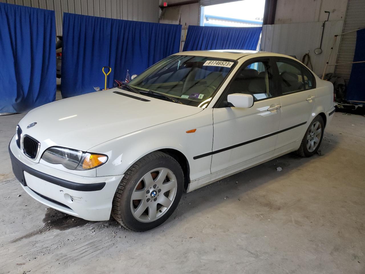 Изображение 2004 BMW 325 IS SULEV 2004