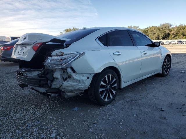 Obraz 3 z 2017 NISSAN ALTIMA 2.5 2017 z VIN 1N4AL3AP6HC494163