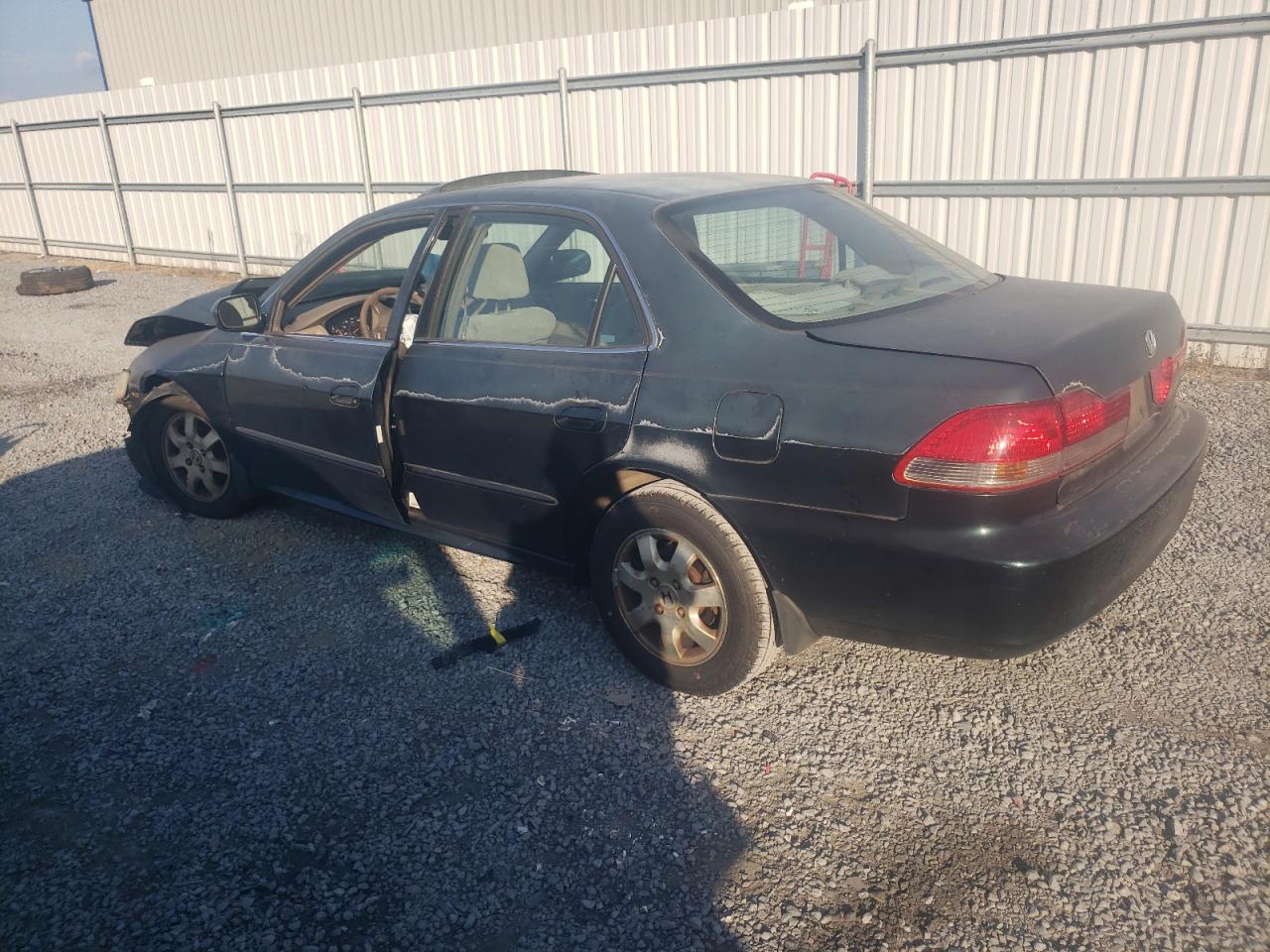 Изображение 2 2001 HONDA ACCORD EX 2001 с VIN 1HGCG56601A016844
