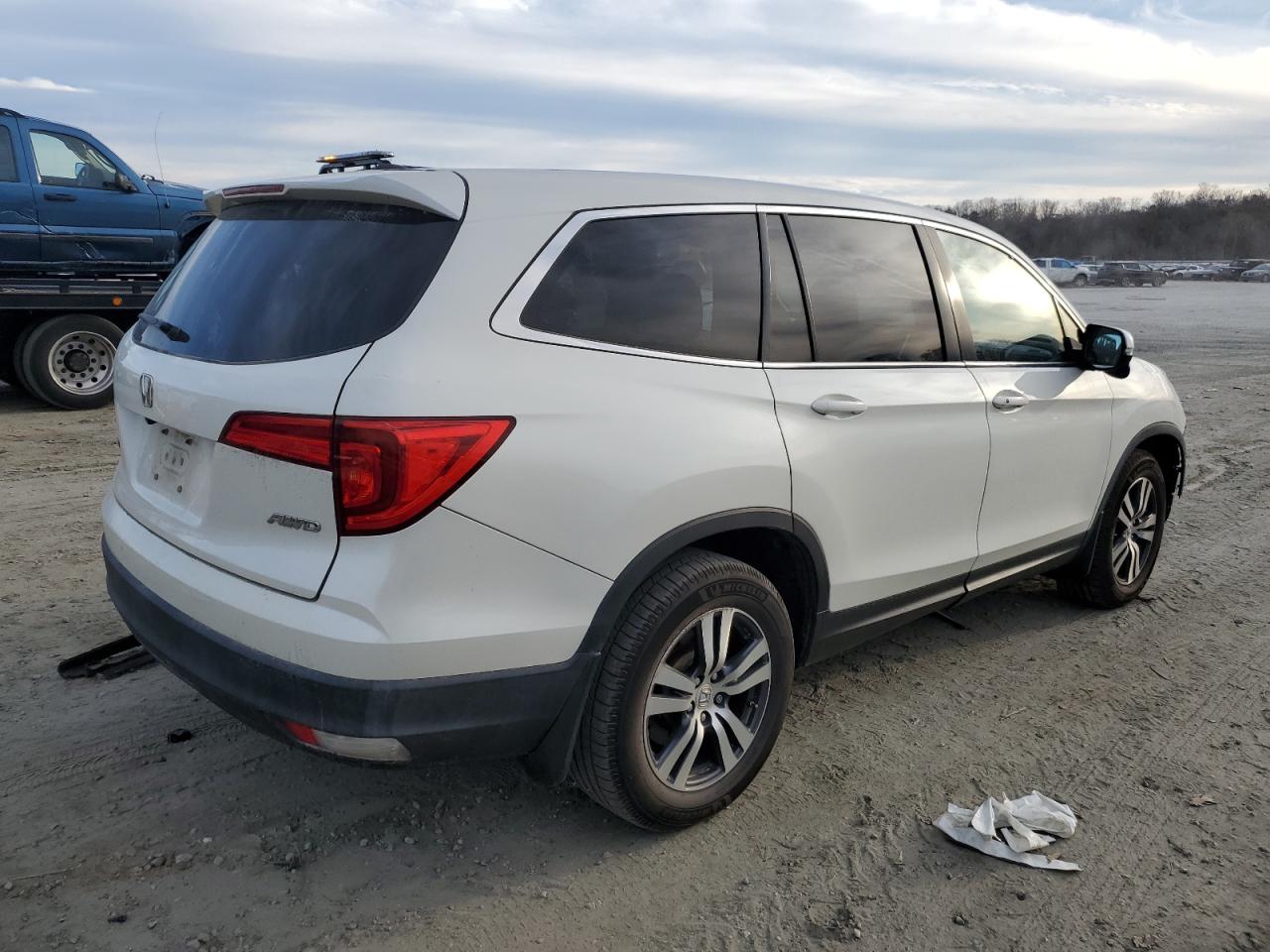 Изображение 3 2016 HONDA PILOT EXL 2016 с VIN 5FNYF6H59GB056826
