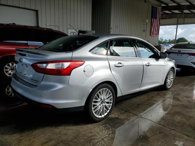 Image 3 of 2014 FORD FOCUS TITANIUM 2014 with VIN 1FADP3J23EL339071