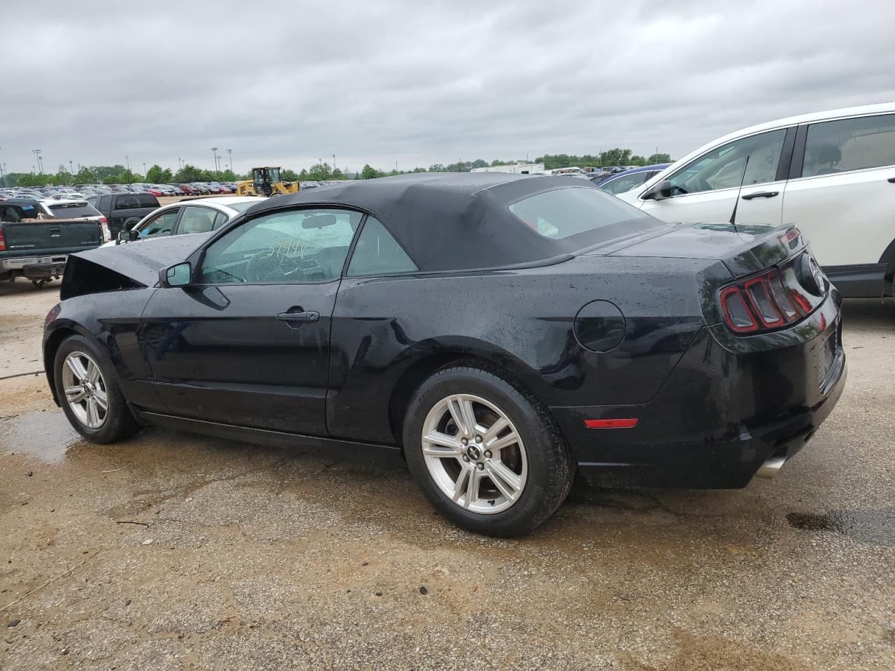 Image 2 of 2014 FORD MUSTANG  2014 with VIN 1ZVBP8EMXE5300084