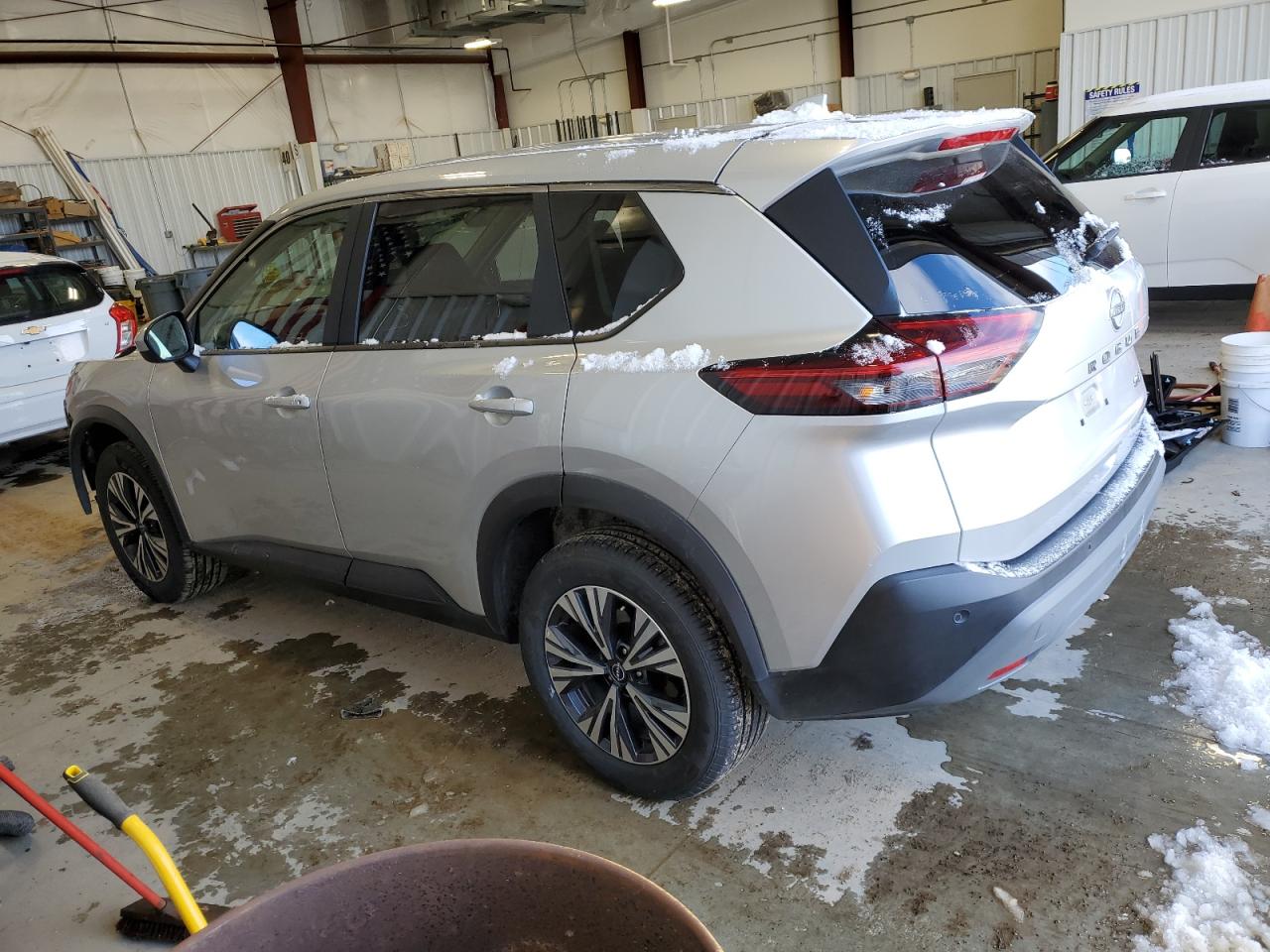 Изображение 2 2023 NISSAN ROGUE SV 2023 с VIN 5N1BT3BA4PC834137