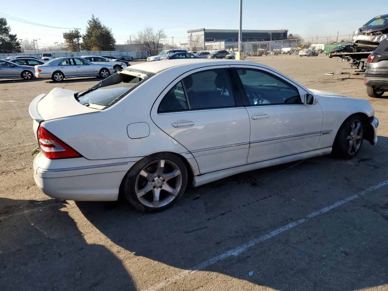 Image 3 of 2007 MERCEDES-BENZ C 230 2007 with VIN WDBRF52HX7F908127