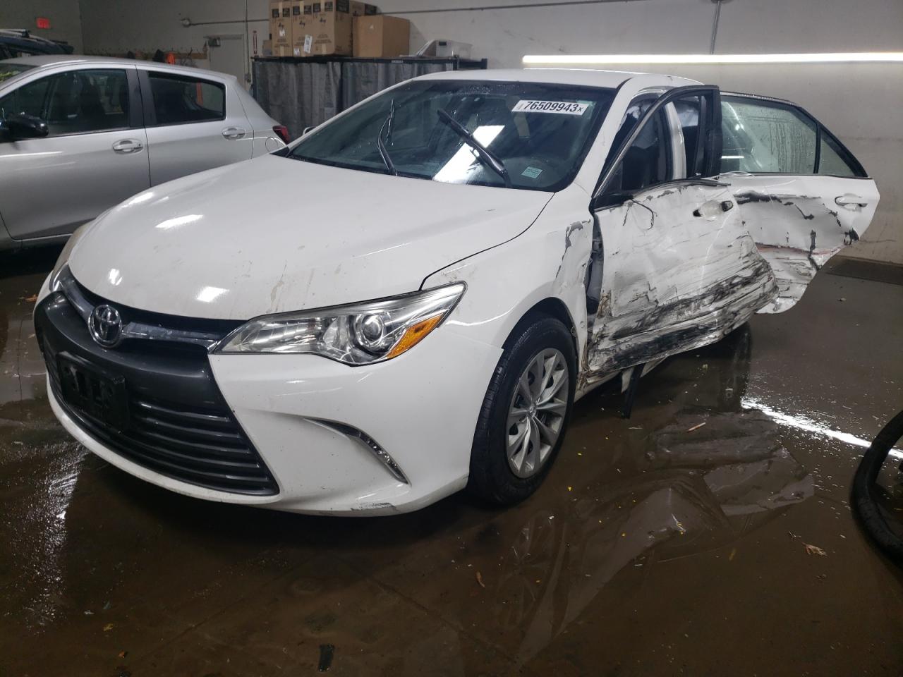 Obraz 1 z 2017 TOYOTA CAMRY LE 2017 z VIN 4T1BF1FK0HU278788