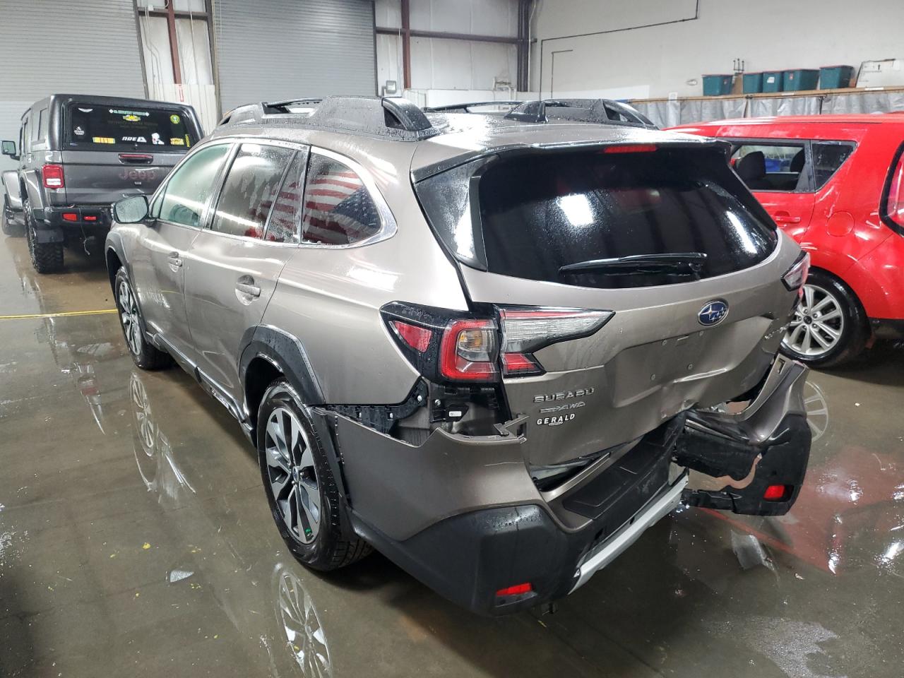 Изображение 2 2023 SUBARU OUTBACK LIMITED 2023 с VIN 4S4BTANC1P3118653