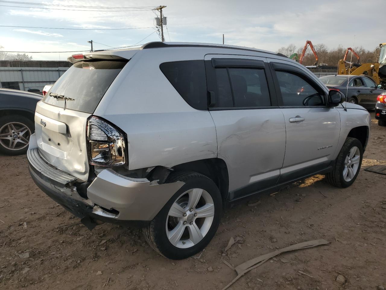 Изображение 3 2011 JEEP COMPASS SPORT 2011 с VIN 1J4NF1FBXBD163683
