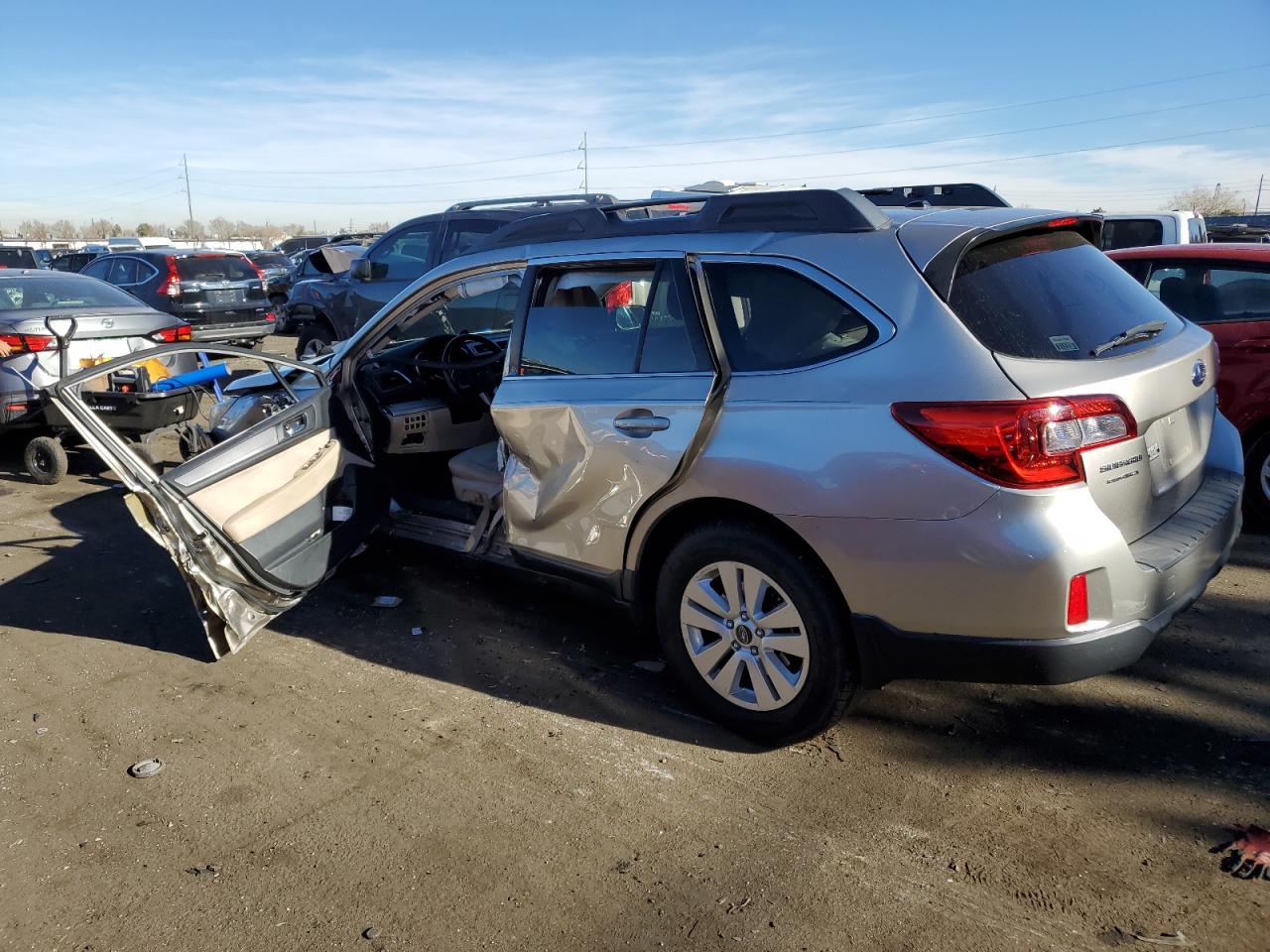 Изображение 2 2015 SUBARU OUTBACK 2.5I PREMIUM 2015 с VIN 4S4BSBCC9F3321283