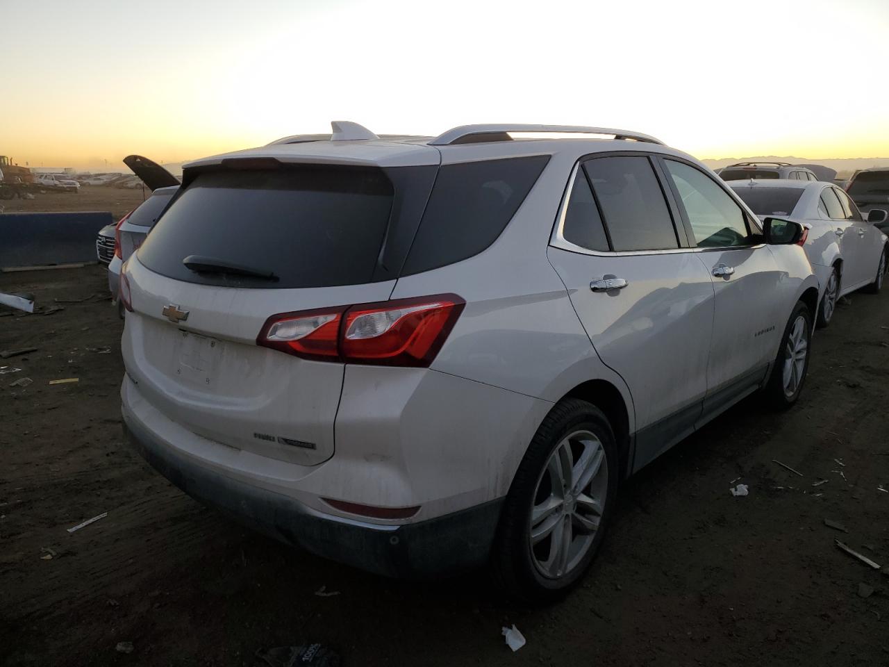 Image 3 of 2018 CHEVROLET EQUINOX PREMIER 2018 with VIN 2GNAXVEV3J6260569