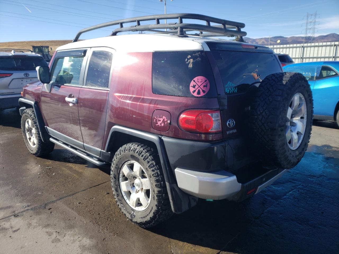 Изображение 2 2007 TOYOTA FJ CRUISER  2007 с VIN JTEBU11F170086592