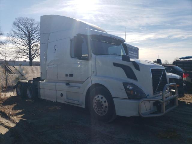 Изображение 1 2016 VOLVO VN VNL 2016 с VIN 4V4NC9EH8GN963729