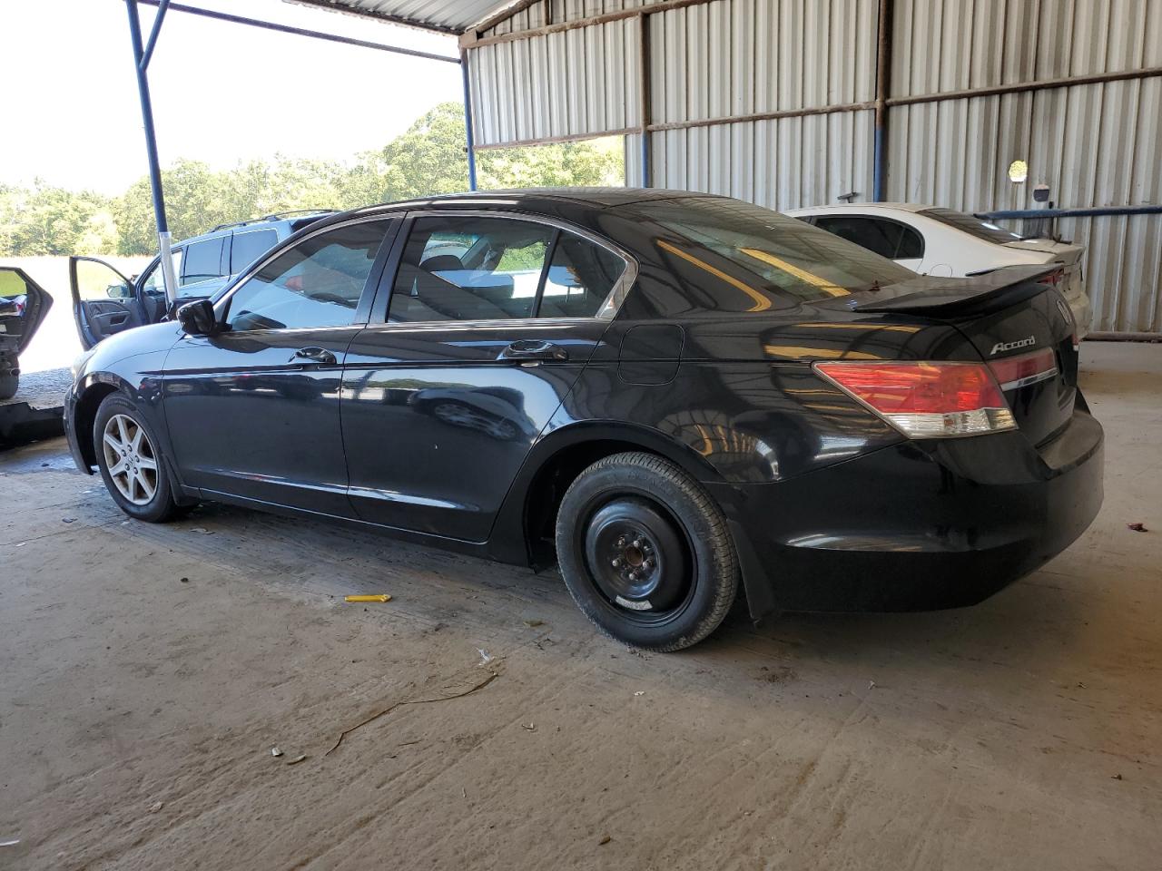 Изображение 2 2012 HONDA ACCORD EX 2012 с VIN 1HGCP2F73CA232228