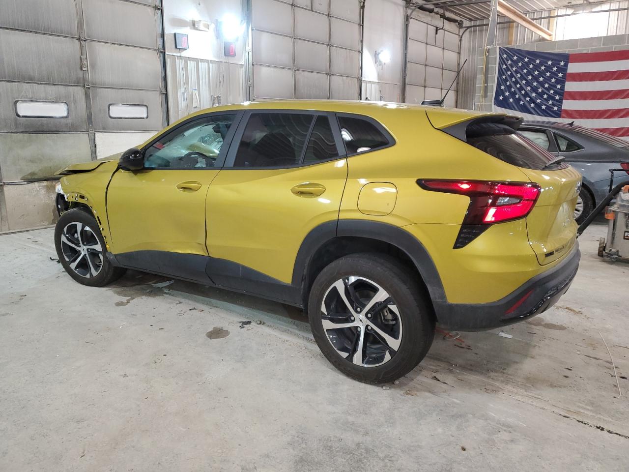 Image 2 of 2024 CHEVROLET TRAX 1RS 2024 with VIN KL77LGE25RC089727