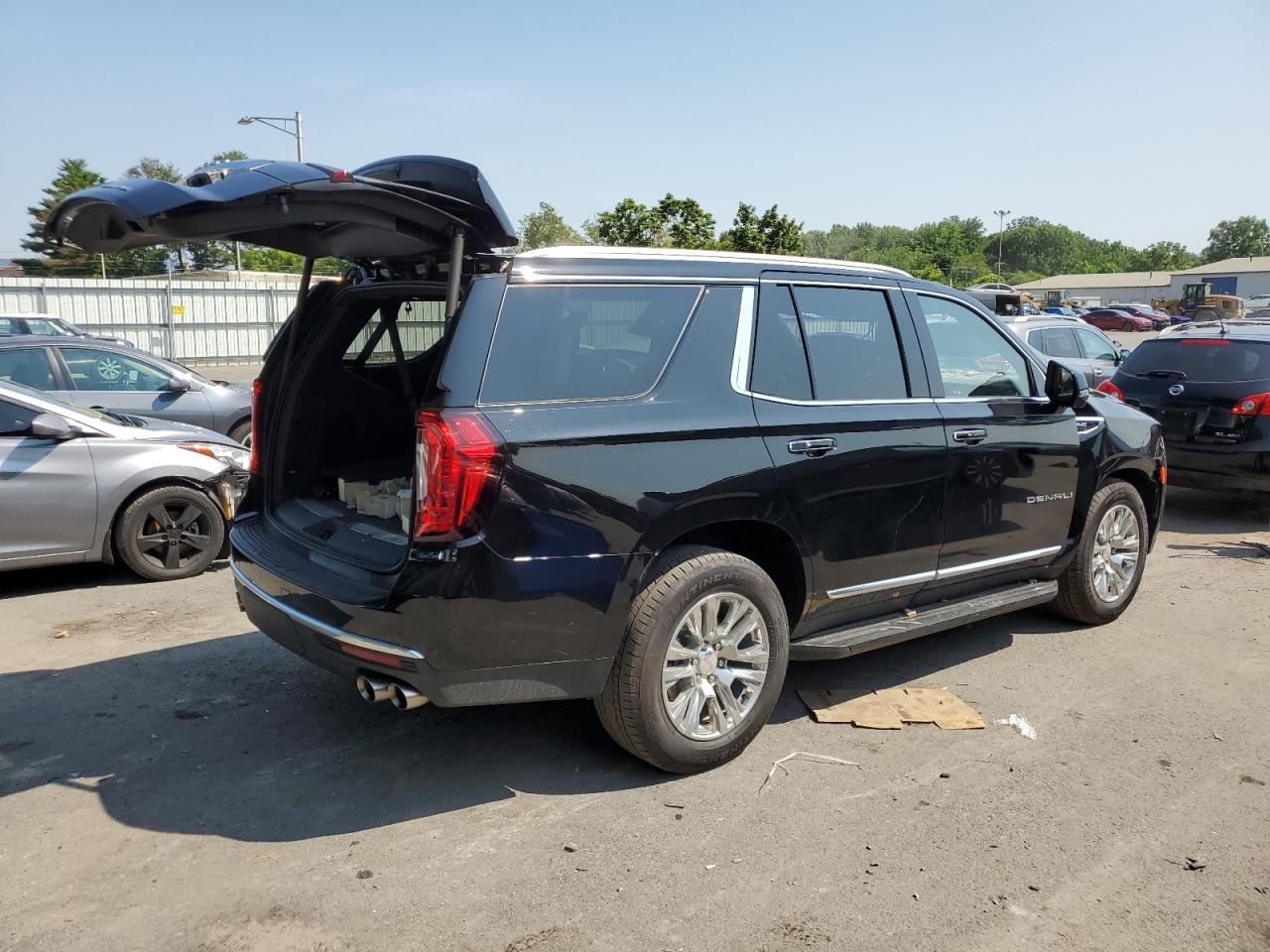 Изображение 3 2023 GMC YUKON DENALI 2023 с VIN 1GKS2DKL8PR171591