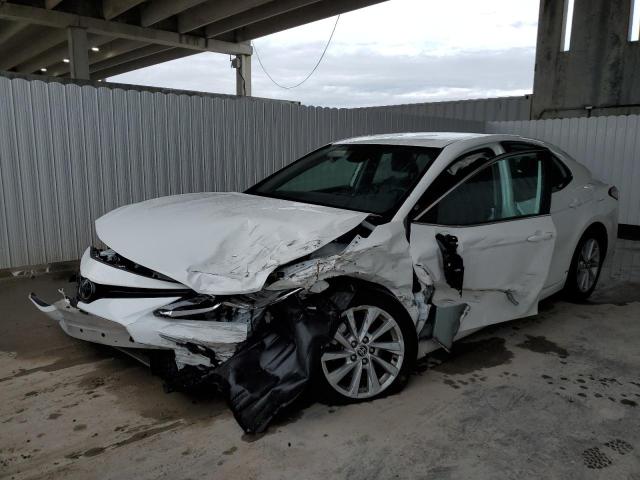Изображение 1 2023 TOYOTA CAMRY LE 2023 с VIN 4T1C11AK3PU093157