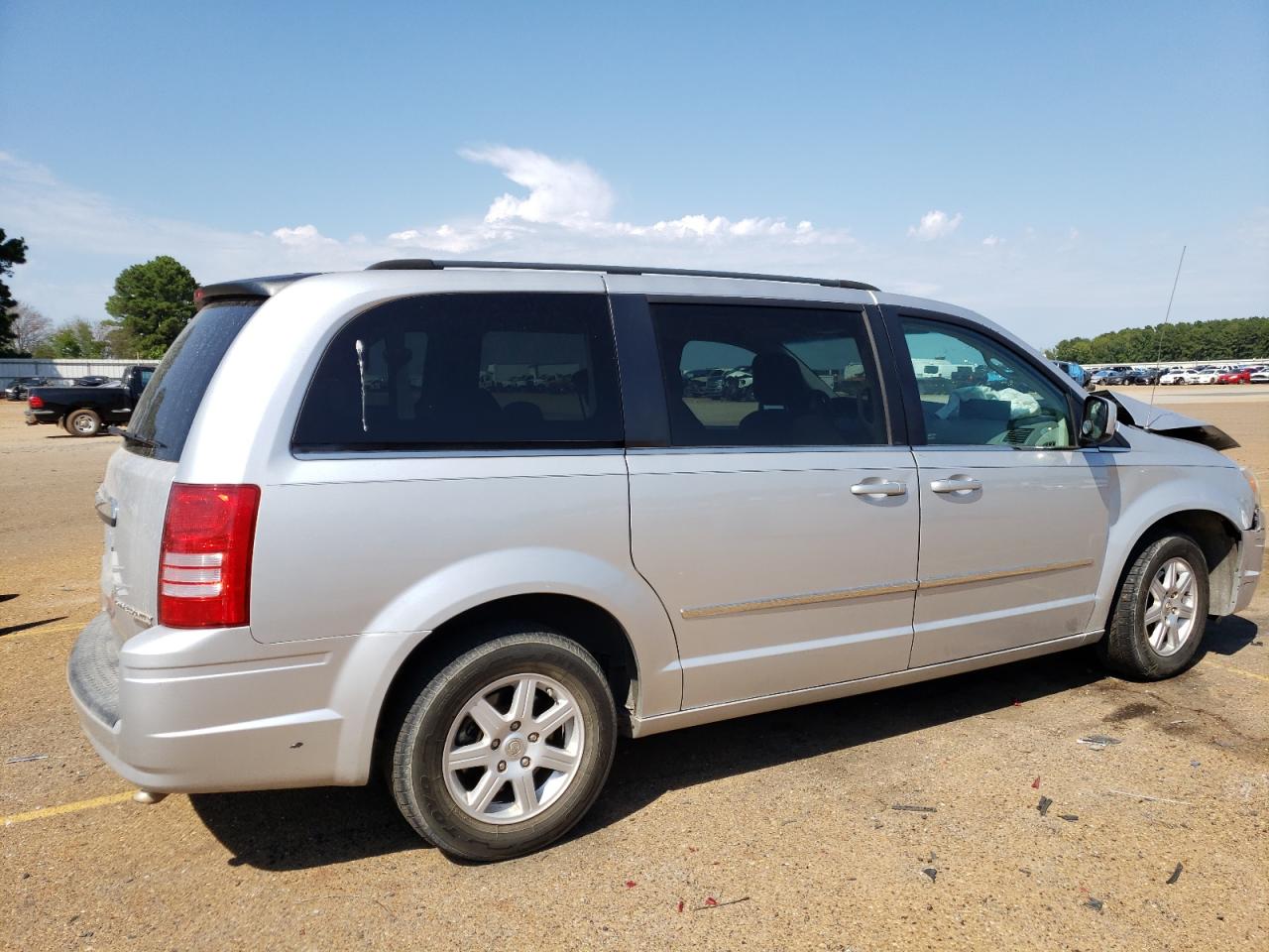 Изображение 3 2010 CHRYSLER TOWN & COUNTRY TOURING 2010 с VIN 2A4RR5D11AR285063