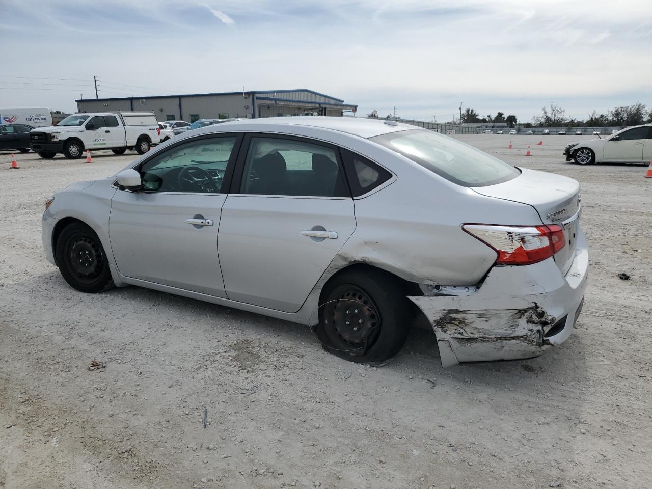 Изображение 2 2017 NISSAN SENTRA S 2017 с VIN 3N1AB7AP6HY343497