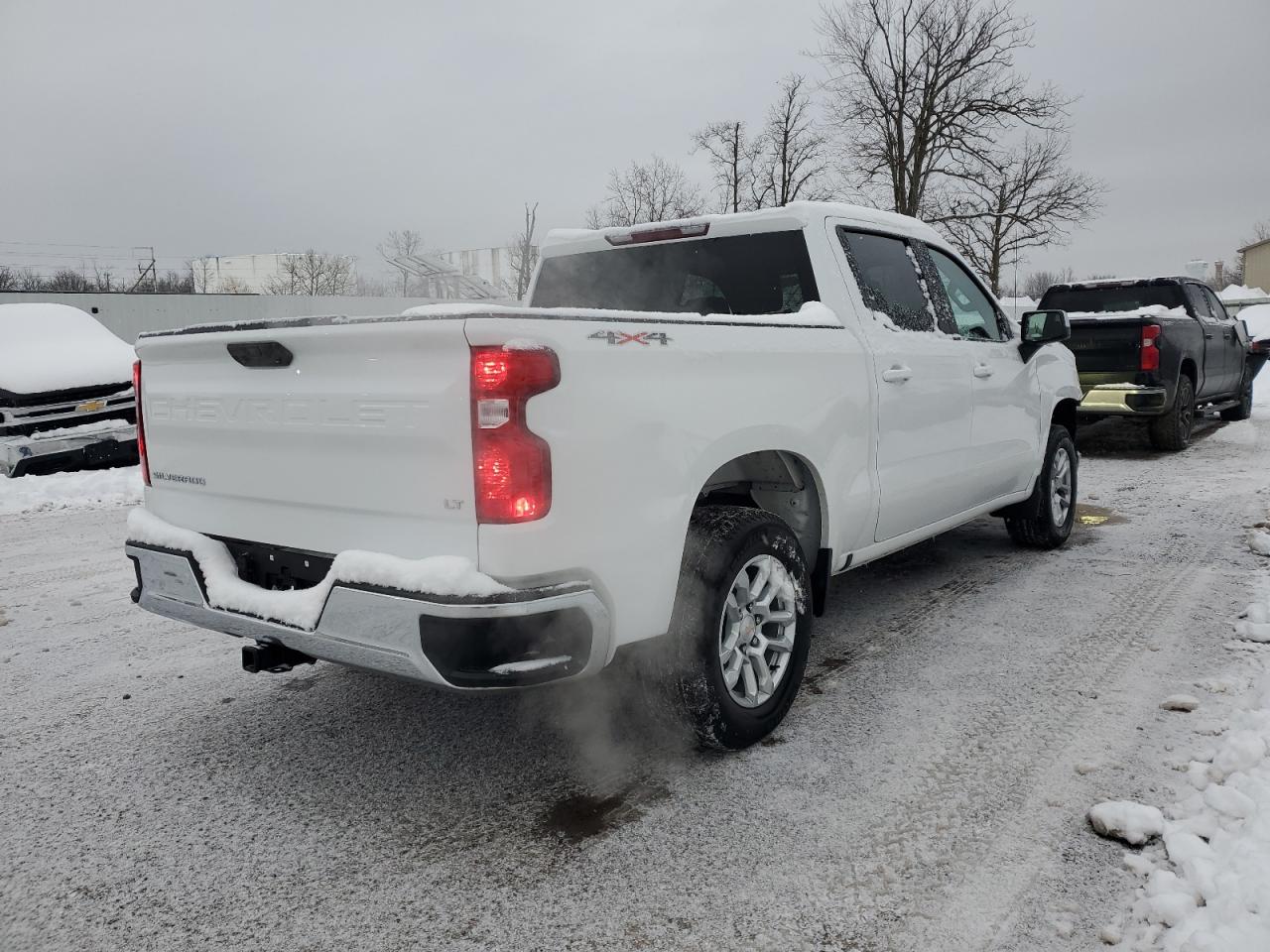 Изображение 3 2023 CHEVROLET SILVERADO K1500 LT-L 2023 с VIN 1GCPDKEK1PZ139360