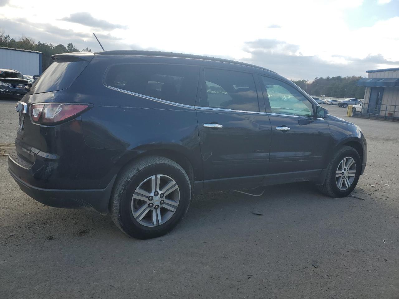 Изображение 3 2015 CHEVROLET TRAVERSE LT 2015 с VIN 1GNKRGKD4FJ369414