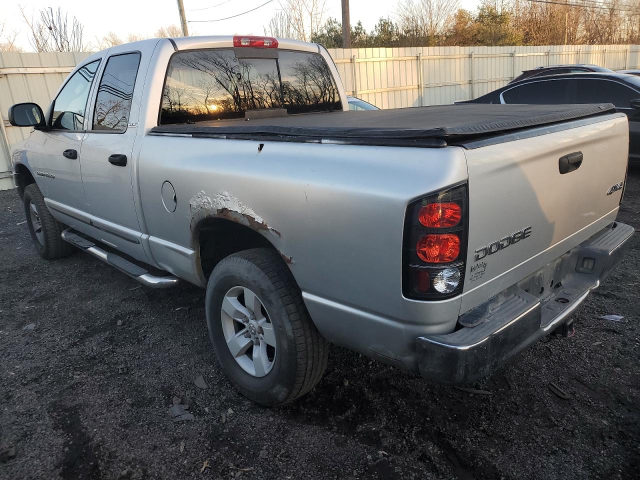 Obraz 2 z 2002 DODGE RAM 1500  2002 z VIN 1D7HU18N82S680255