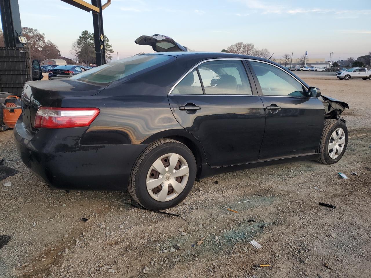 Image 3 of 2008 TOYOTA CAMRY CE 2008 with VIN 4T1BE46K28U197103