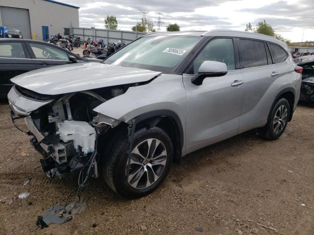 Image 1 of 2021 TOYOTA HIGHLANDER XLE 2021 with VIN 5TDGZRBH9MS142622