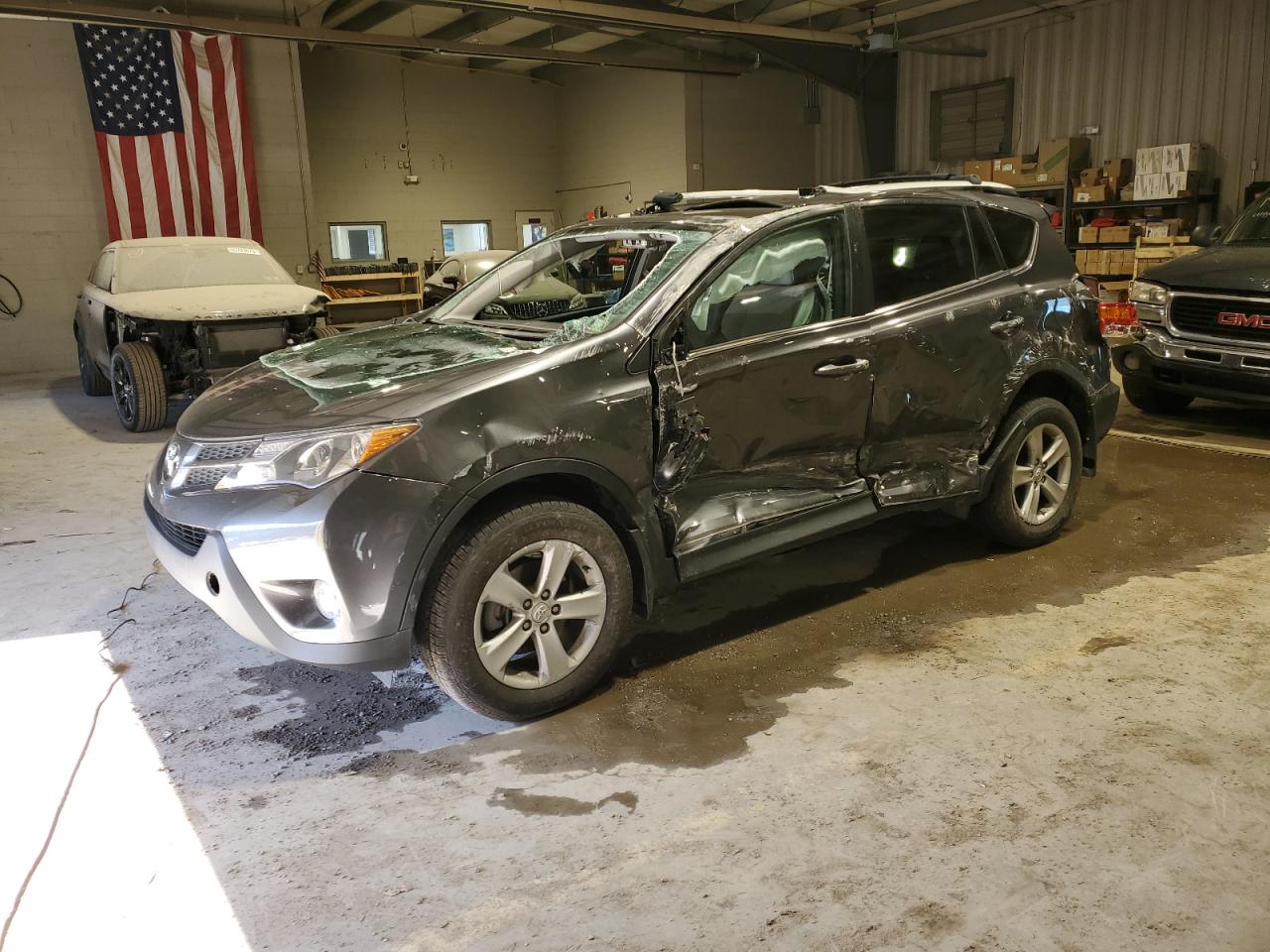 Image 1 of 2014 TOYOTA RAV4 XLE 2014 with VIN 2T3RFREV4EW193223