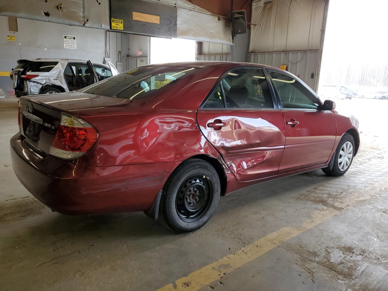 Image 3 of 2006 TOYOTA CAMRY LE 2006 with VIN 4T1BE32K76U112124
