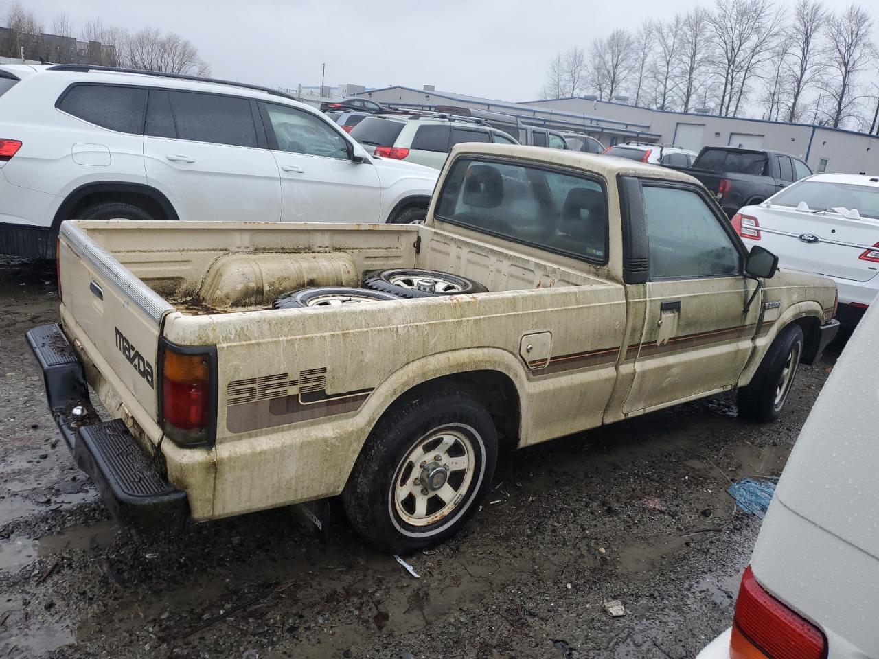 Изображение 3 1988 MAZDA B2200 SHORT BED 1988 с VIN JM2UF1139J0330232