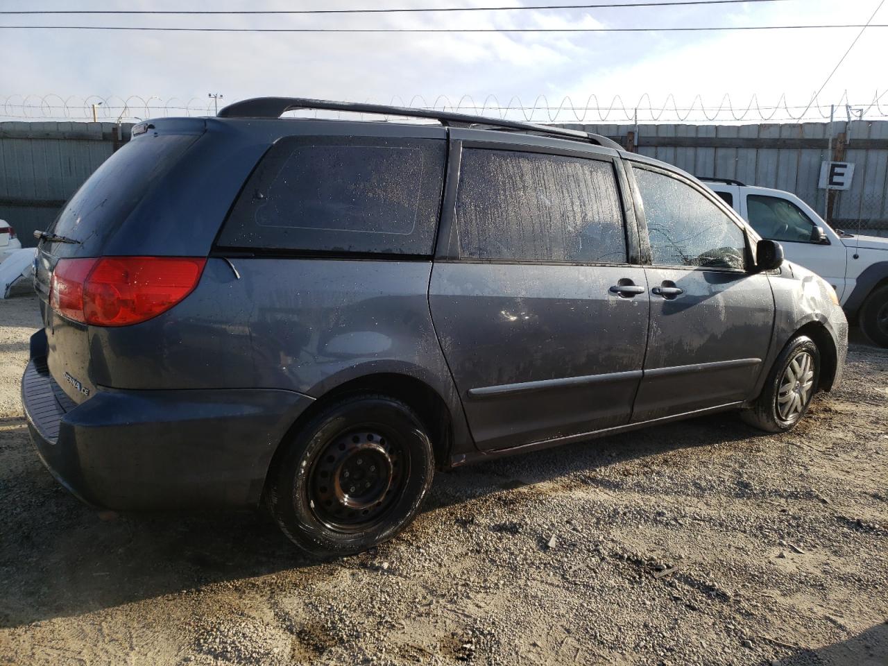 Изображение 3 2009 TOYOTA SIENNA CE 2009 с VIN 5TDZK23C09S274019