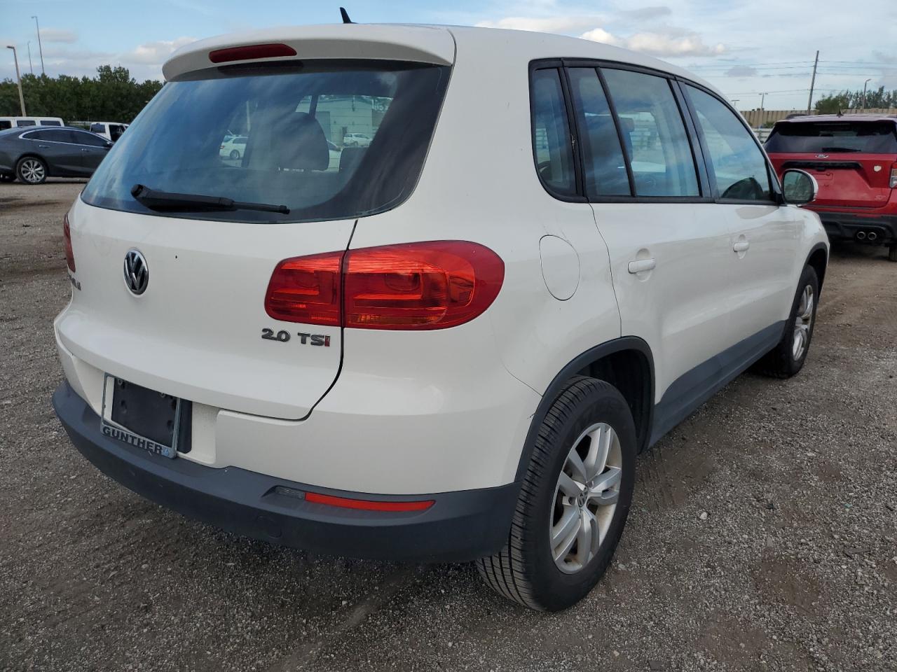 Image 3 of 2014 VOLKSWAGEN TIGUAN S 2014 with VIN WVGAV3AX7EW545289