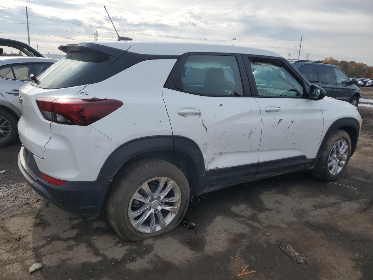 Obraz 3 z 2021 CHEVROLET TRAILBLAZER LS 2021 z VIN KL79MMS26MB110334