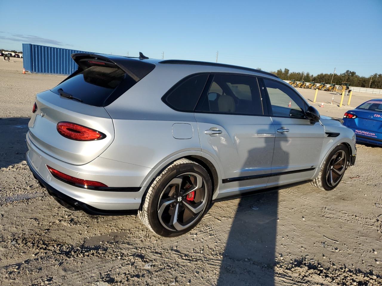 Image 3 of 2023 BENTLEY BENTAYGA  2023 with VIN SJAAT2ZV1PC018796