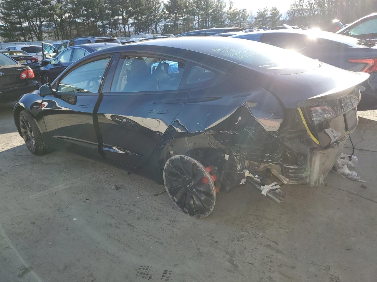 Изображение 2 2023 TESLA MODEL 3  2023 с VIN 5YJ3E1EC5PF463769