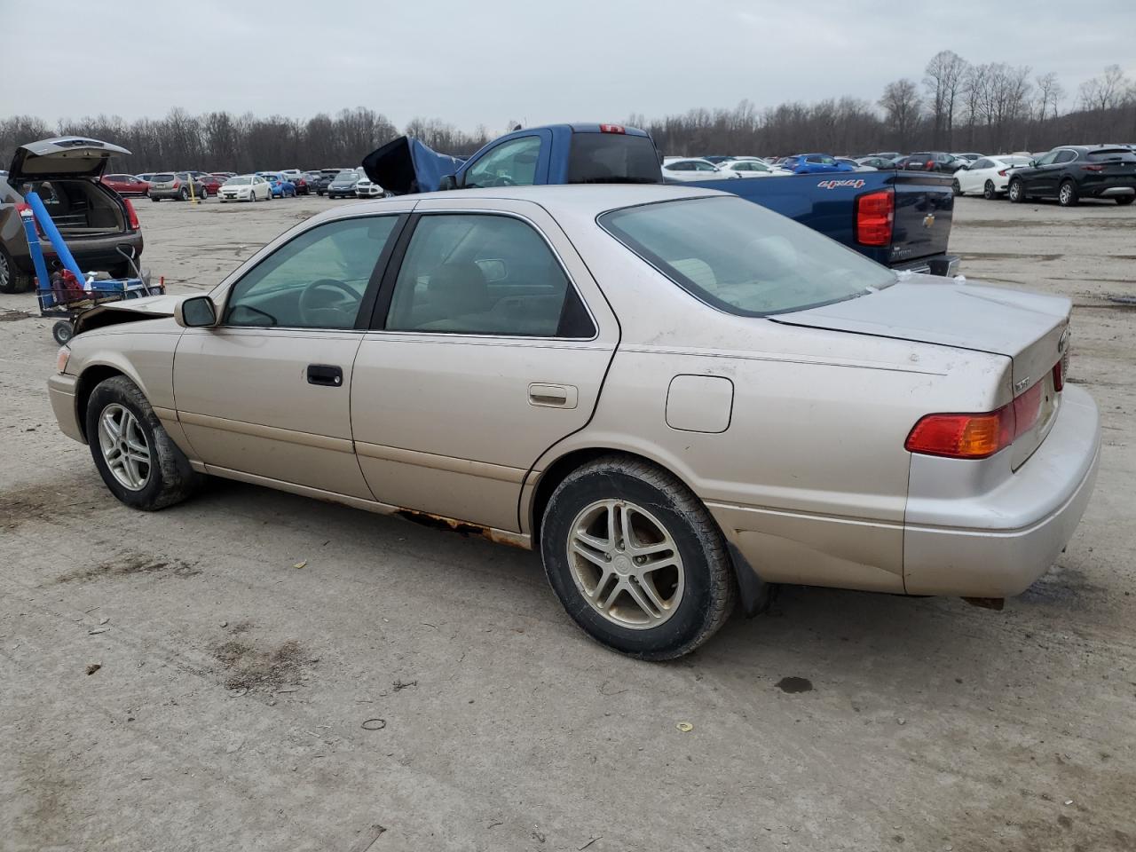 Image 2 of 2000 TOYOTA CAMRY LE 2000 with VIN 4T1BF22K7YU954844