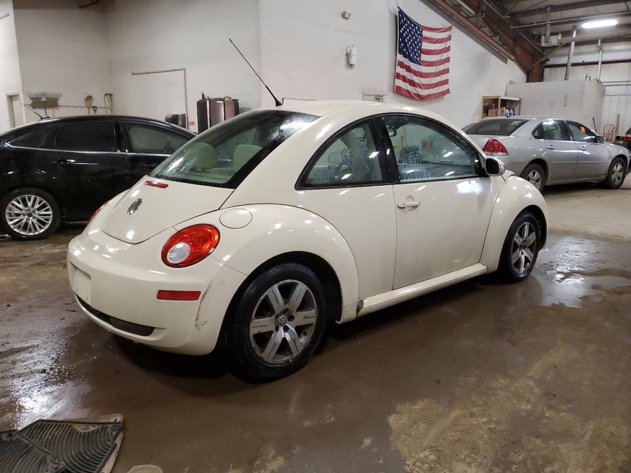 Изображение 3 2006 VOLKSWAGEN NEW BEETLE 2.5L OPTION PACKAGE 1 2006 с VIN 3VWRG31C66M420085