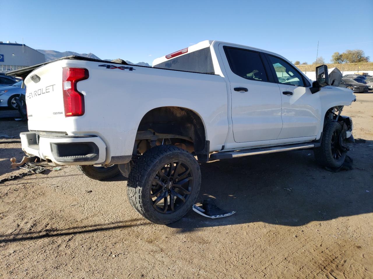 Изображение 3 2020 CHEVROLET SILVERADO K1500 CUSTOM 2020 с VIN 3GCUYBEF0LG319028