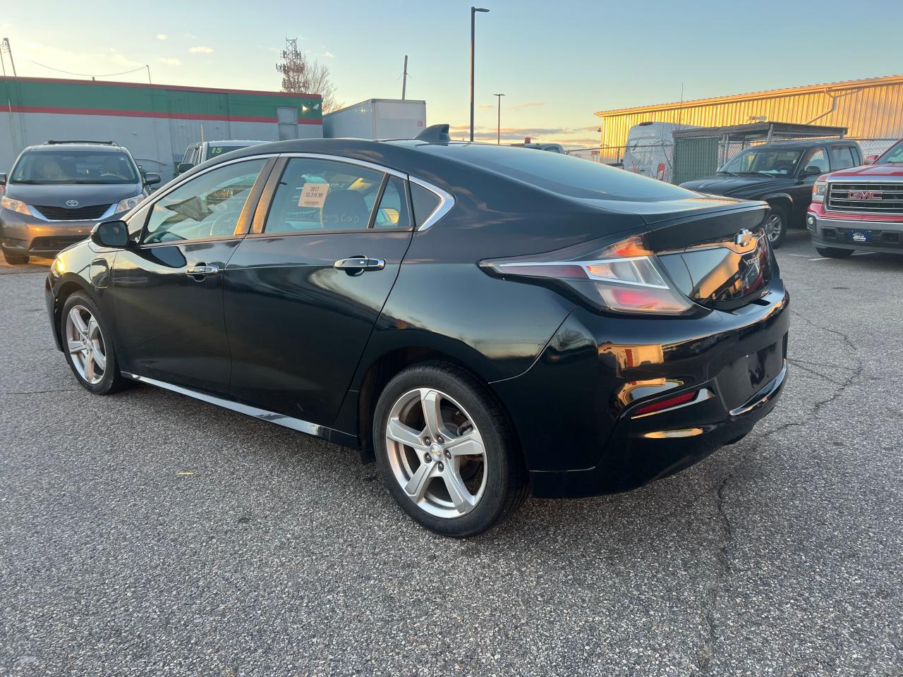 Изображение 3 2017 CHEVROLET VOLT LT 2017 с VIN 1G1RC6S53HU206811
