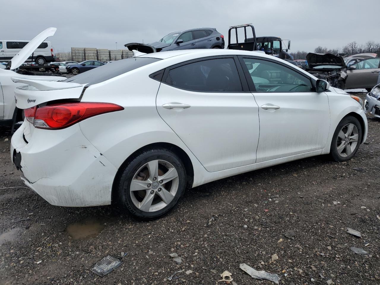 Изображение 3 2012 HYUNDAI ELANTRA GLS 2012 с VIN 5NPDH4AE6CH147989