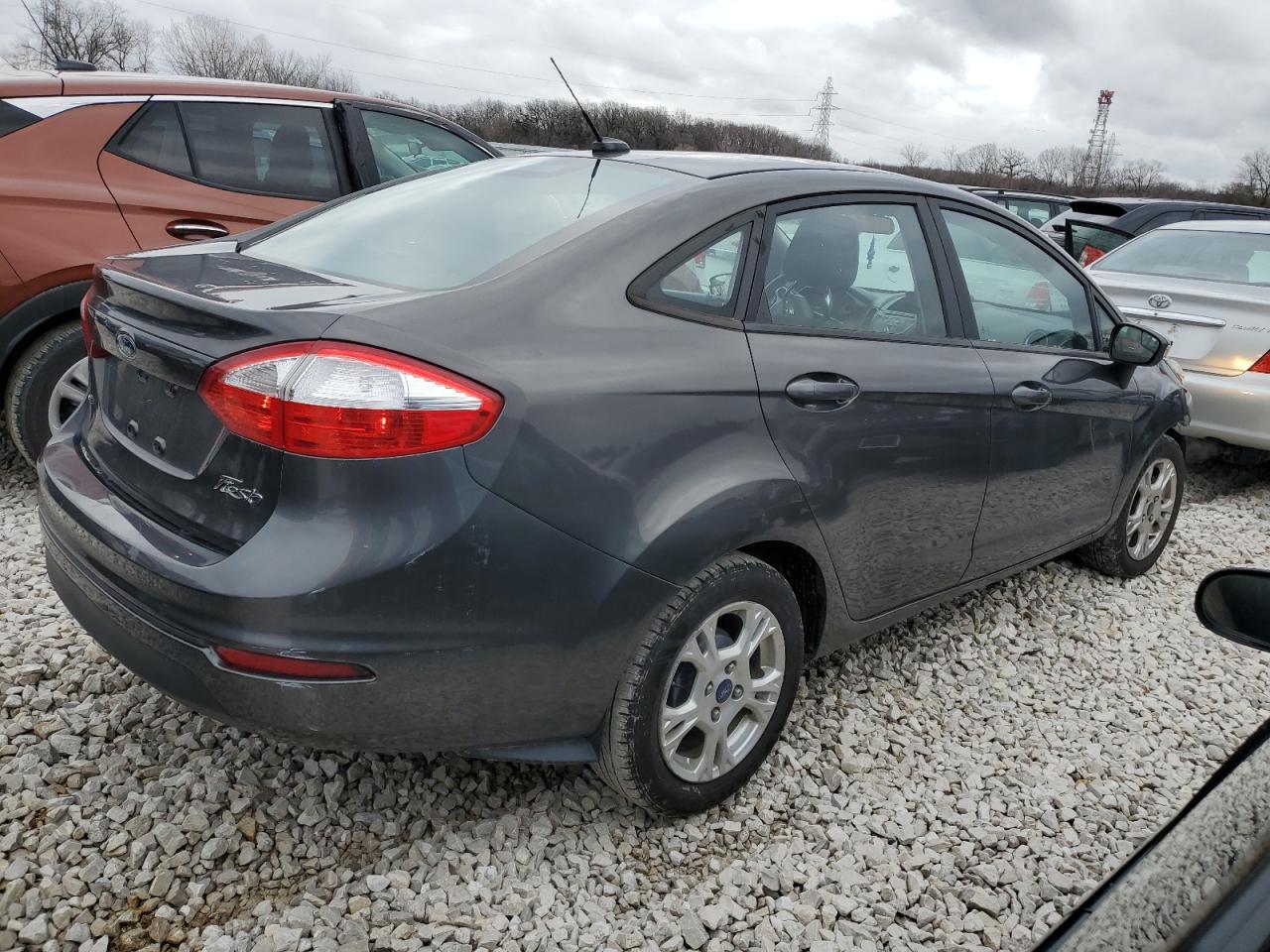 Изображение 3 2016 FORD FIESTA SE 2016 с VIN 3FADP4BJ0GM112627