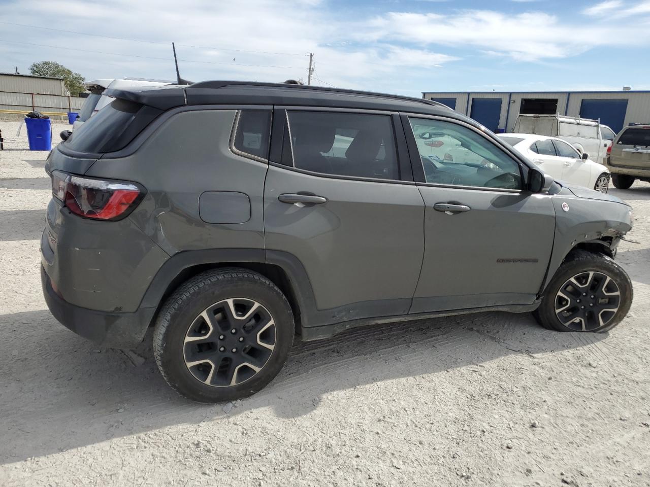 Image 3 of 2021 JEEP COMPASS TRAILHAWK 2021 with VIN 3C4NJDDB2MT600551