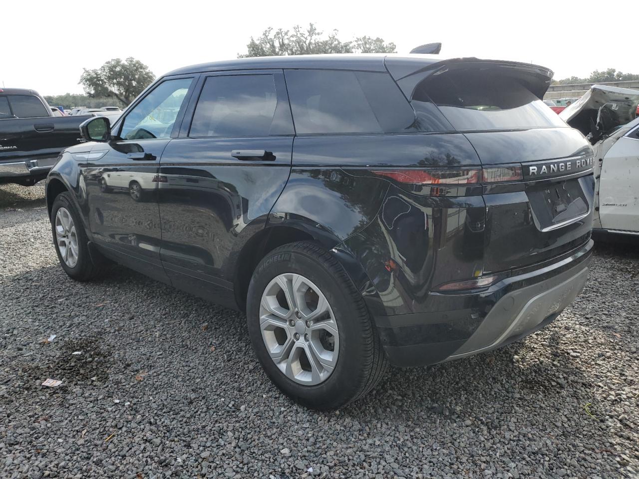 Obraz 2 z 2020 LAND ROVER RANGE ROVER EVOQUE S 2020 z VIN SALZJ2FXXLH101453