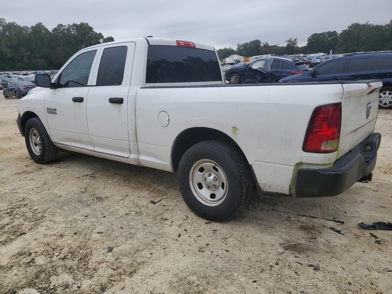 Image 2 of 2015 RAM 1500 ST 2015 with VIN 1C6RR6FGXFS580785