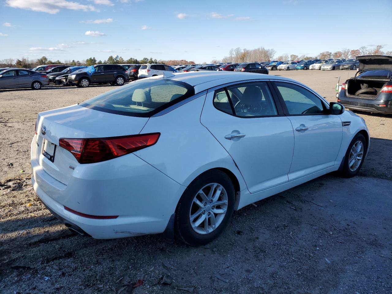 Изображение 3 2013 KIA OPTIMA LX 2013 с VIN KNAGM4A75D5430988