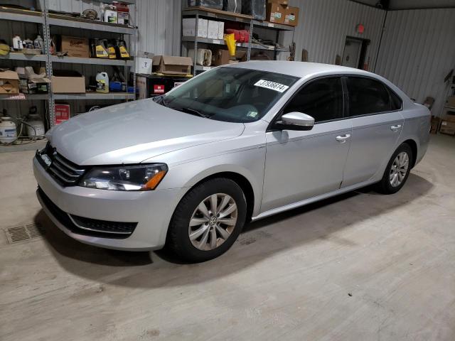 Obraz 1 z 2014 VOLKSWAGEN PASSAT S 2014 z VIN 1VWAT7A30EC075233