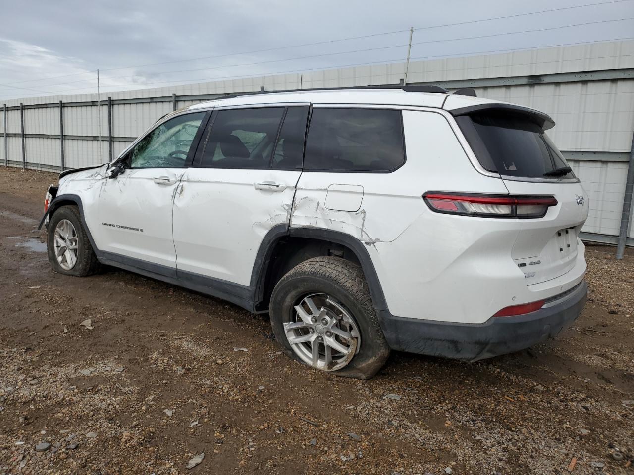 Obraz 2 z 2021 JEEP GRAND CHEROKEE L LAREDO 2021 z VIN 1C4RJKAG6M8182998