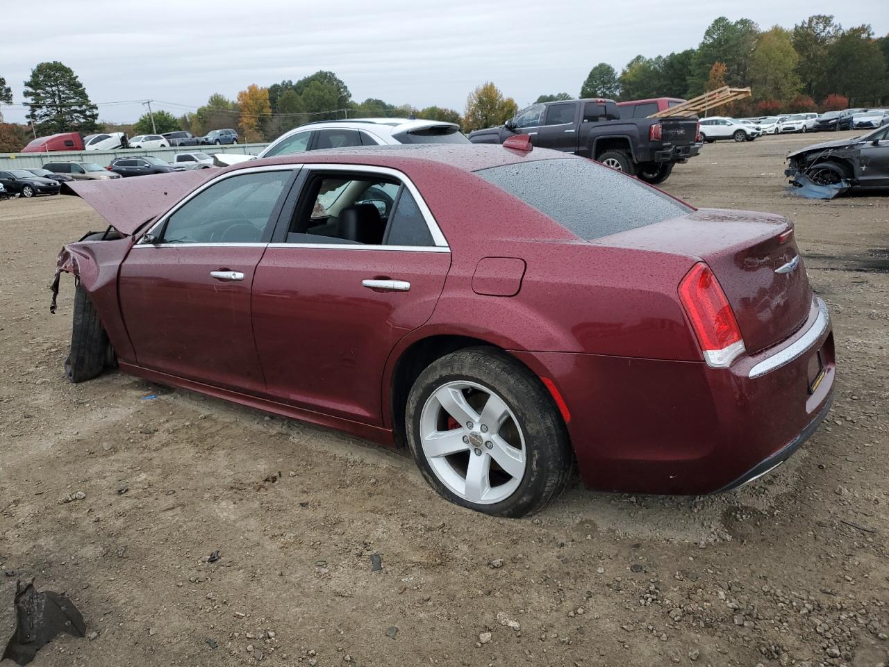 Изображение 2 2019 CHRYSLER 300 LIMITED 2019 с VIN 2C3CCAEG4KH585944