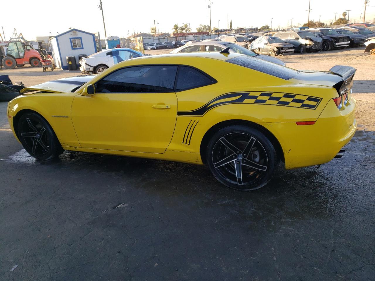 Image 2 of 2013 CHEVROLET CAMARO LS 2013 with VIN 2G1FA1E32D9188976