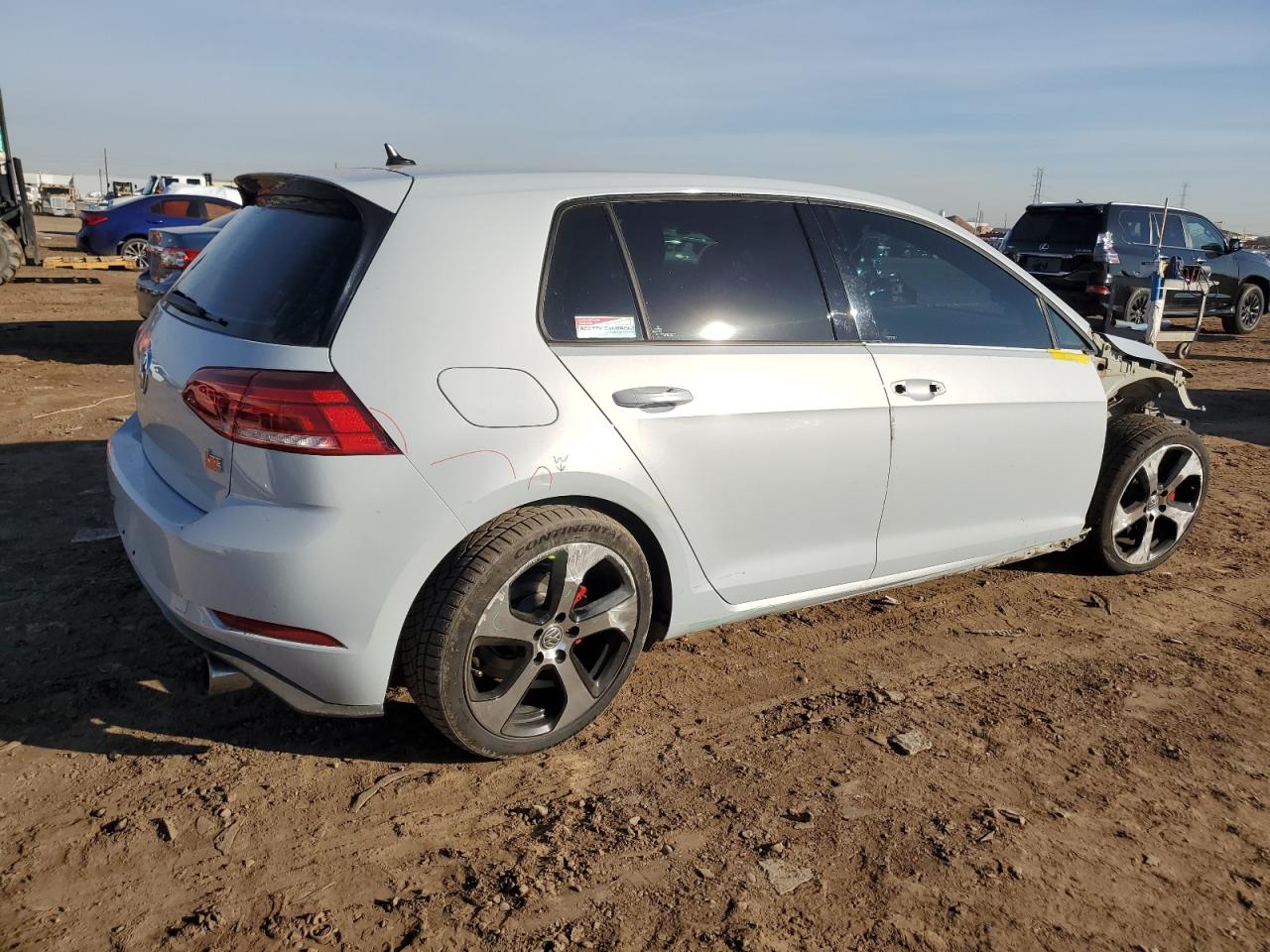 Изображение 3 2018 VOLKSWAGEN GTI S 2018 с VIN 3VW547AUXJM290778