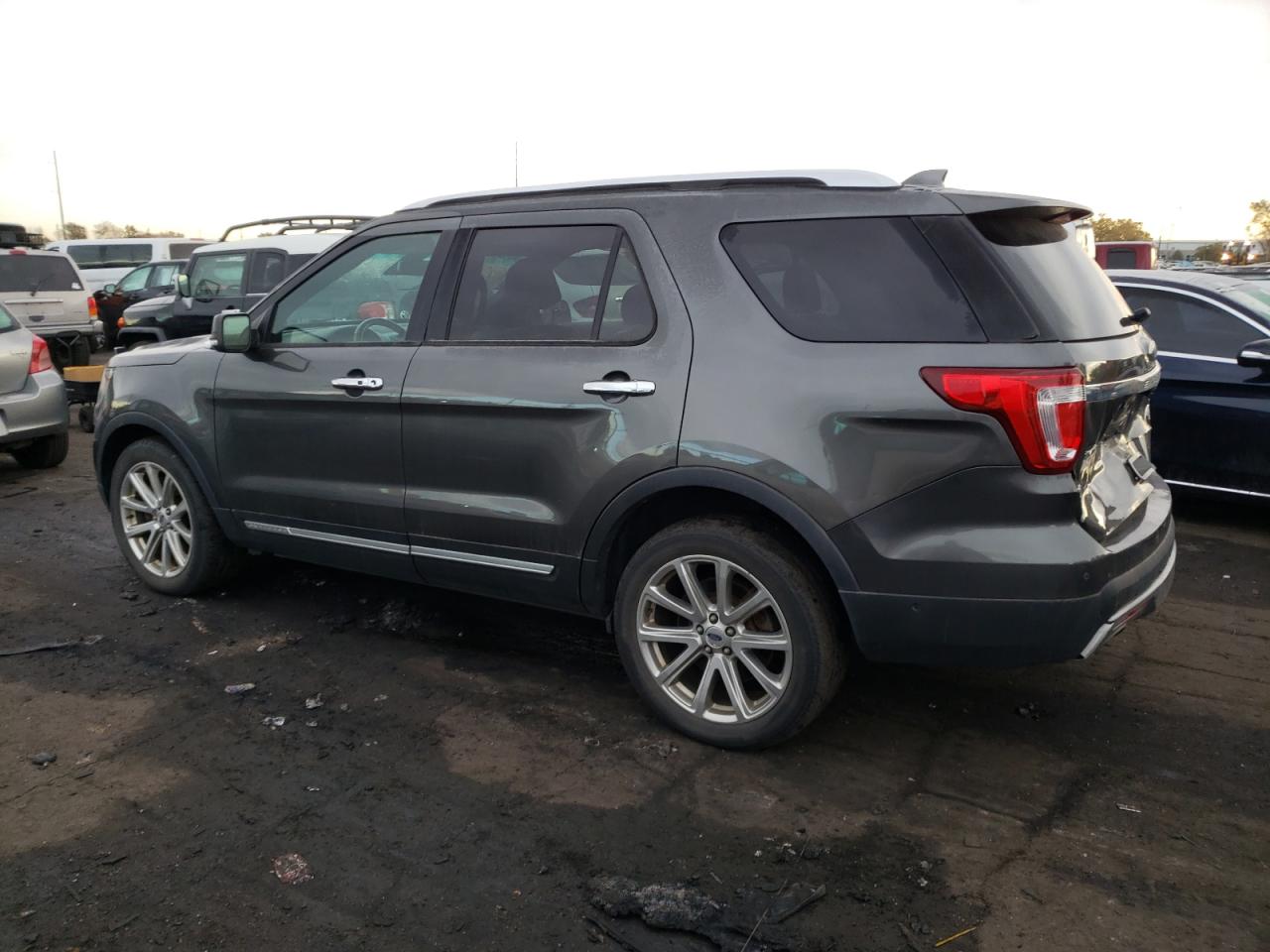 Image 2 of 2016 FORD EXPLORER LIMITED 2016 with VIN 1FM5K8FH9GGC65475